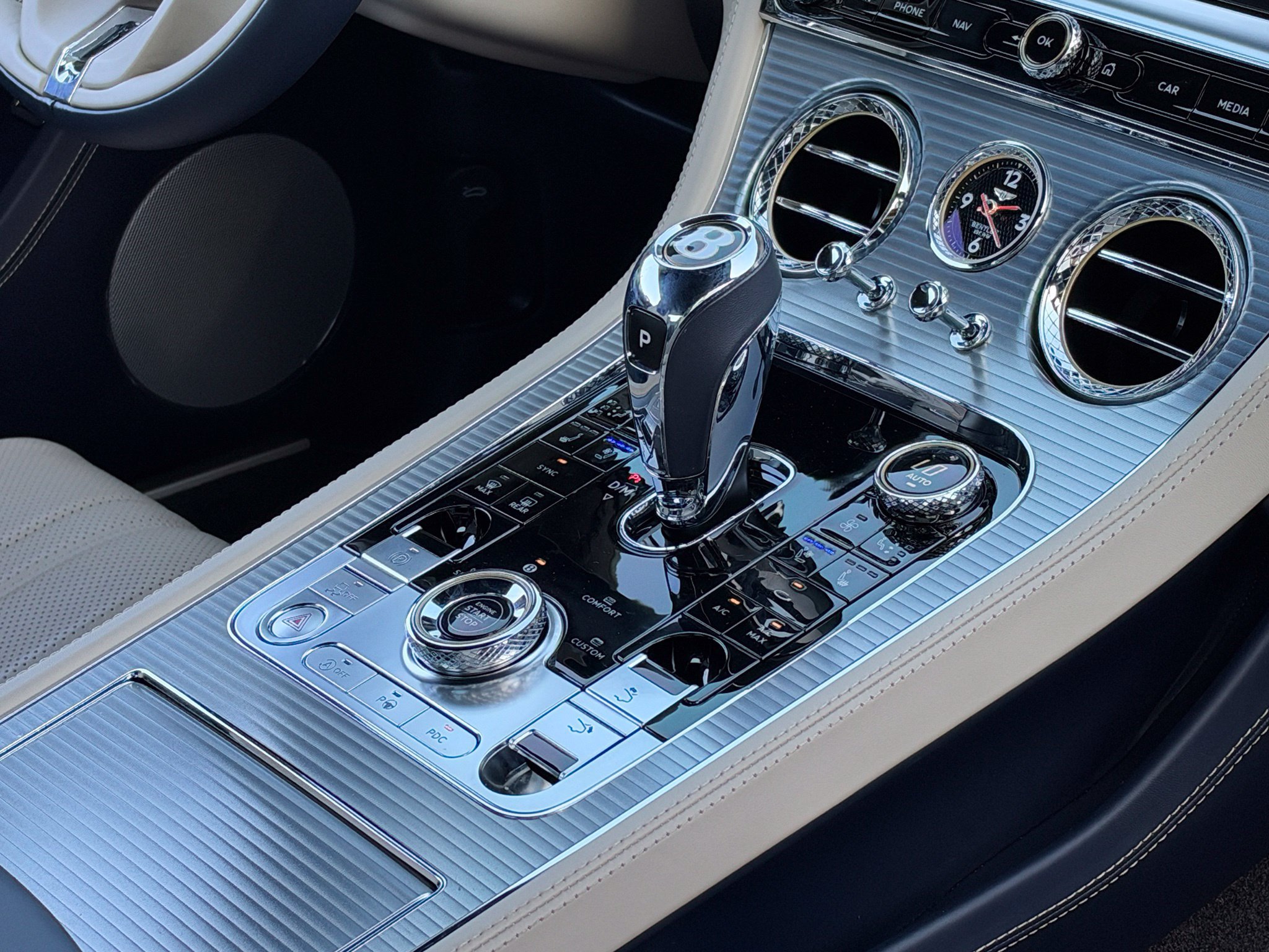 Used 2020 Bentley Continental GT AWD/4WD image 42