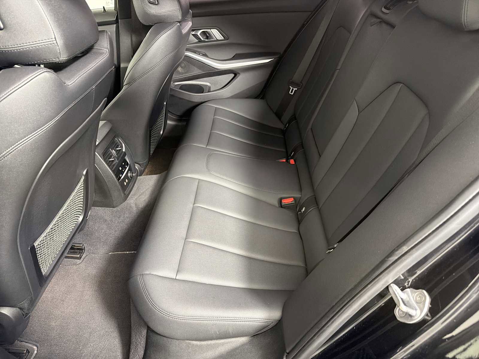 Used 2019 BMW 330i Sedan w/ Convenience Package RWD image 18
