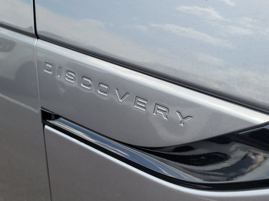 Used 2023 Land Rover Discovery S R-Dynamic AWD/4WD image 6