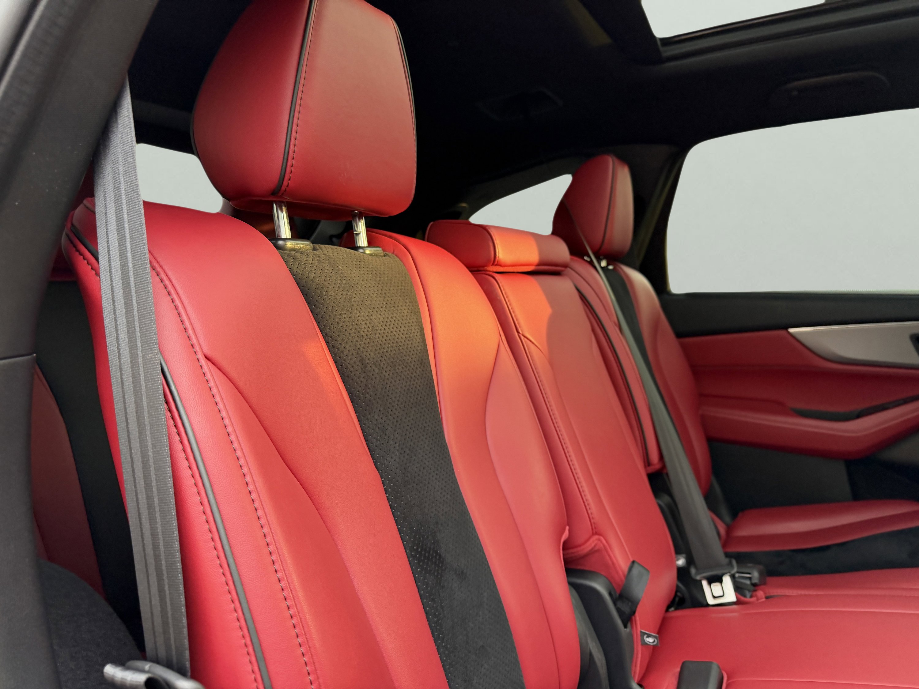 Used 2023 Acura MDX A-Spec image 45