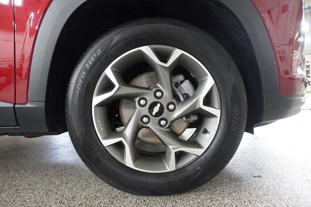 New 2025 Chevrolet Trax LT FWD image 25