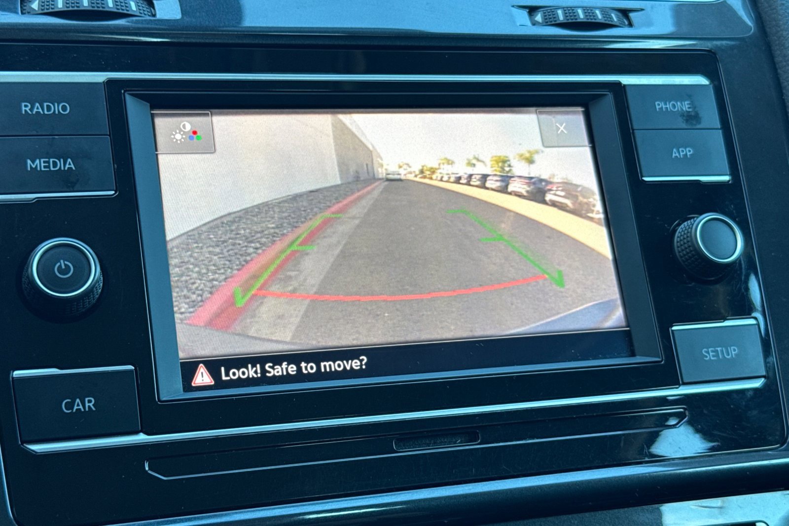 Used 2019 Volkswagen Golf Alltrack S image 19