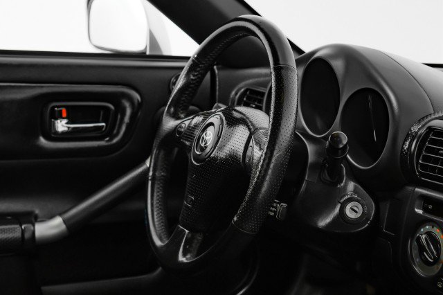 Used 2002 Toyota MR2 AUTOMATIC LEATHER SEATS CRUISE image 11