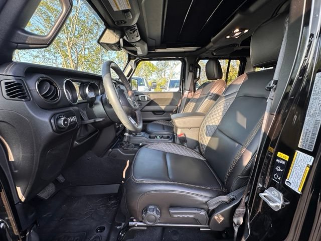 Used 2021 Jeep Wrangler Unlimited Sahara AWD/4WD image 25