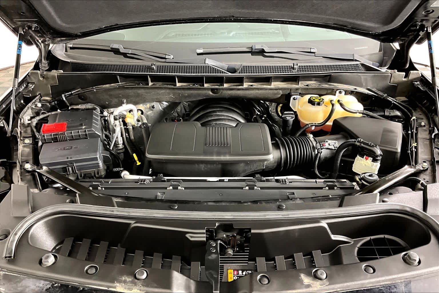 Used 2023 GMC Yukon Denali RWD image 31