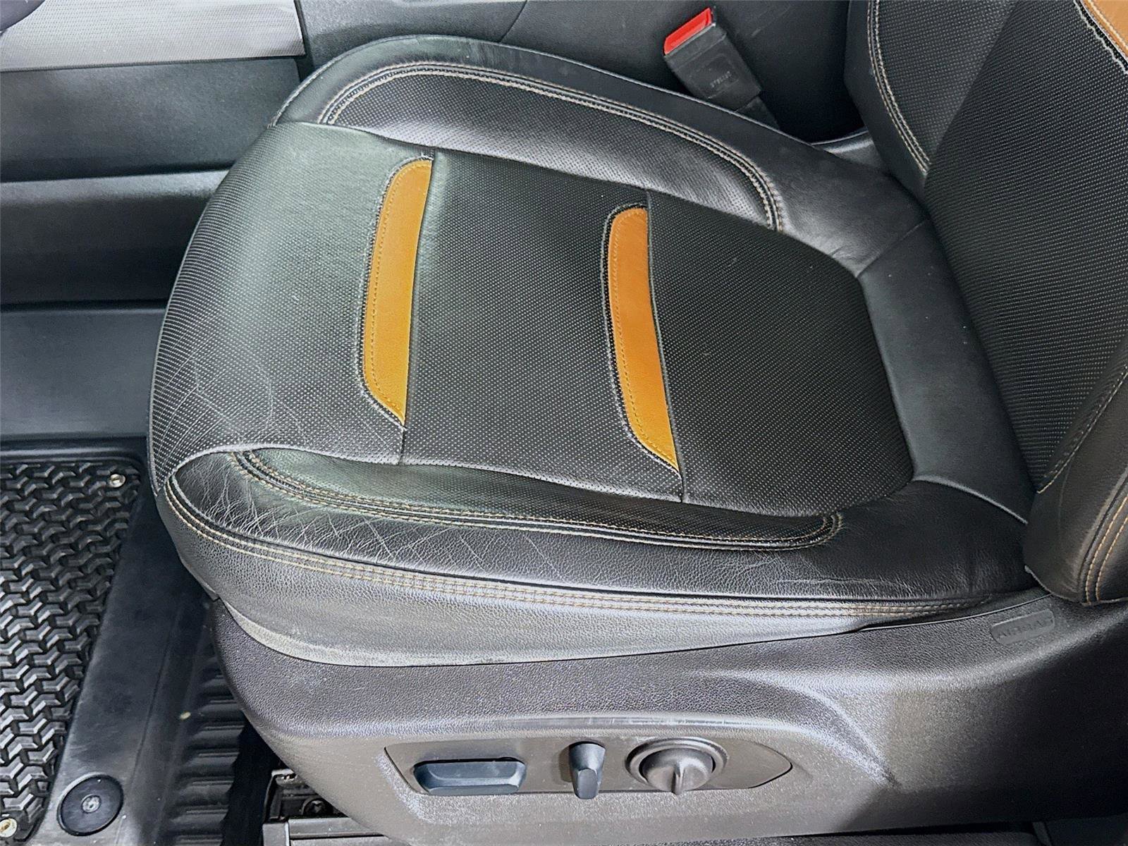 Used 2022 GMC Sierra 2500 AT4 w/ AT4 Premium Plus Package AWD/4WD image 21