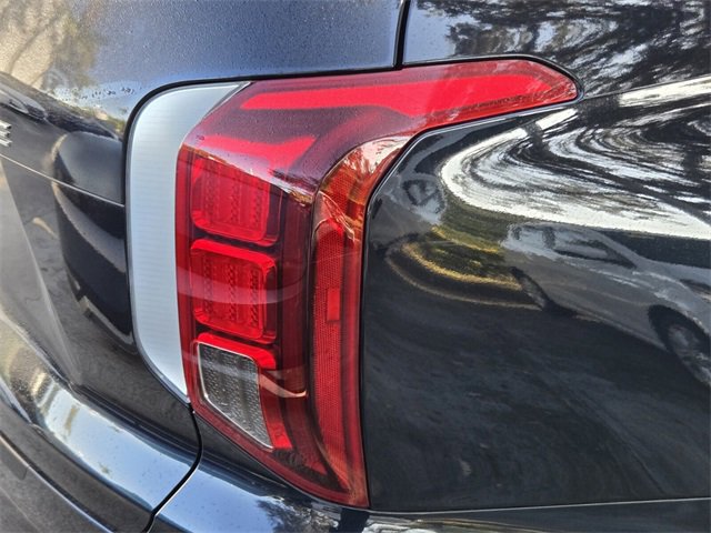Used 2022 Hyundai Palisade Calligraphy image 9