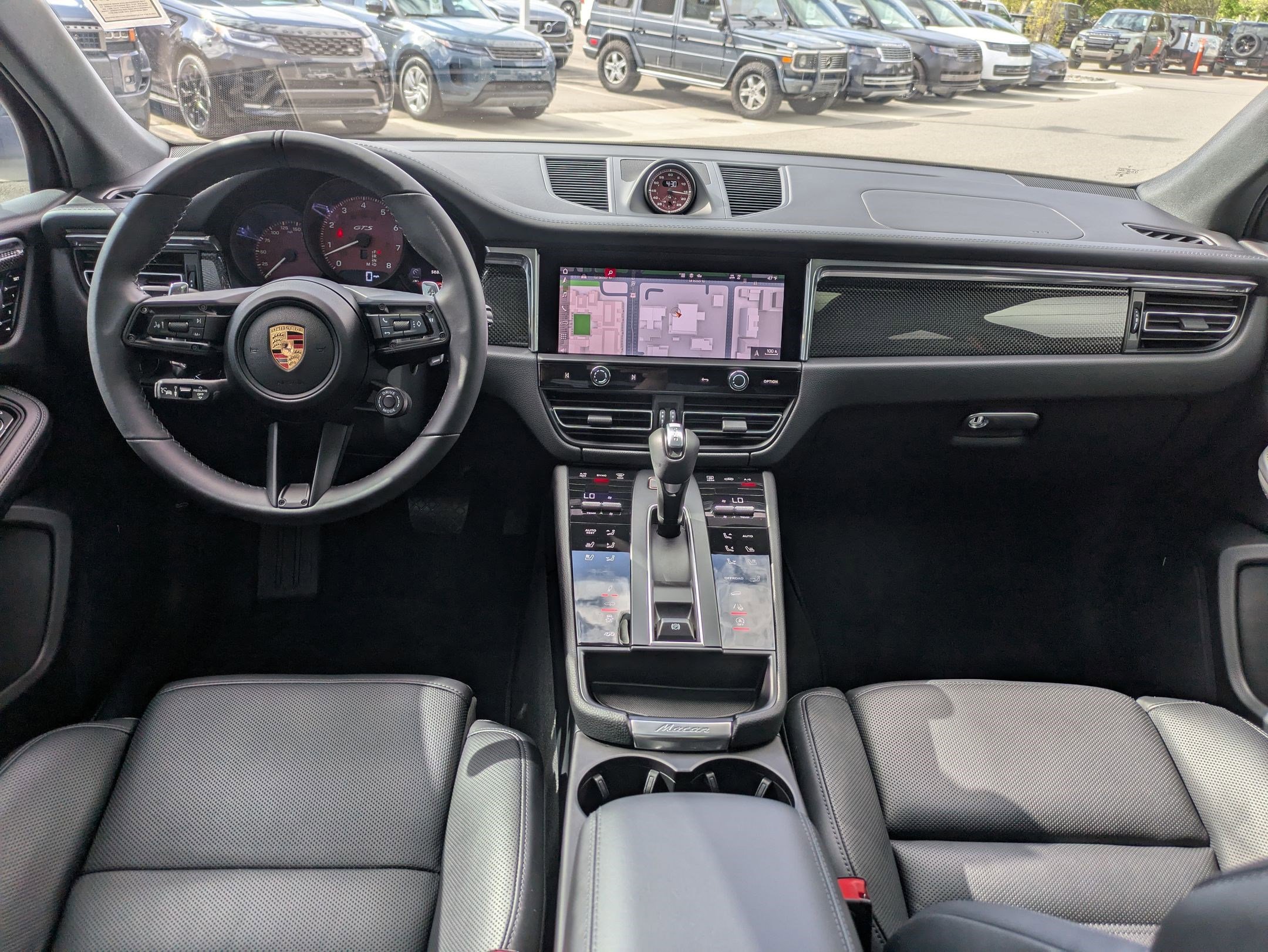 Used 2025 Porsche Macan GTS AWD/4WD image 28