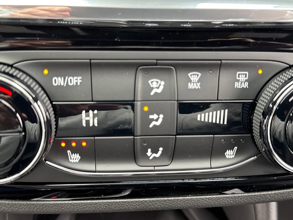 New 2026 Buick Envista Sport Touring w/ Convenience I Package image 17