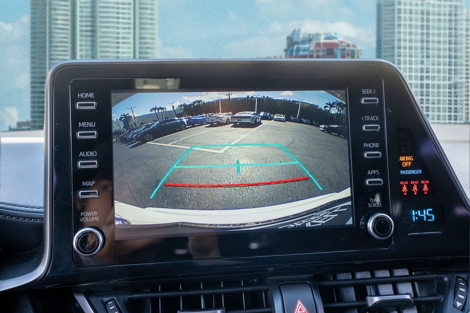 Used 2019 Toyota C-HR LE image 32