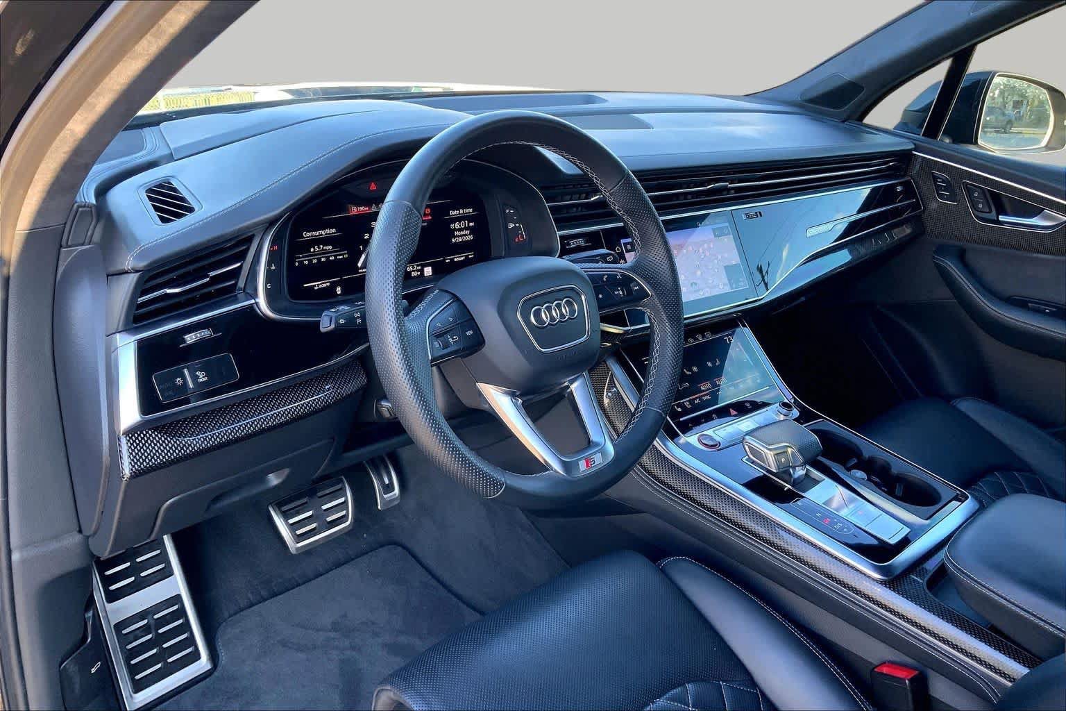 Used 2024 Audi SQ7 Prestige w/ S Sport Package AWD/4WD image 18