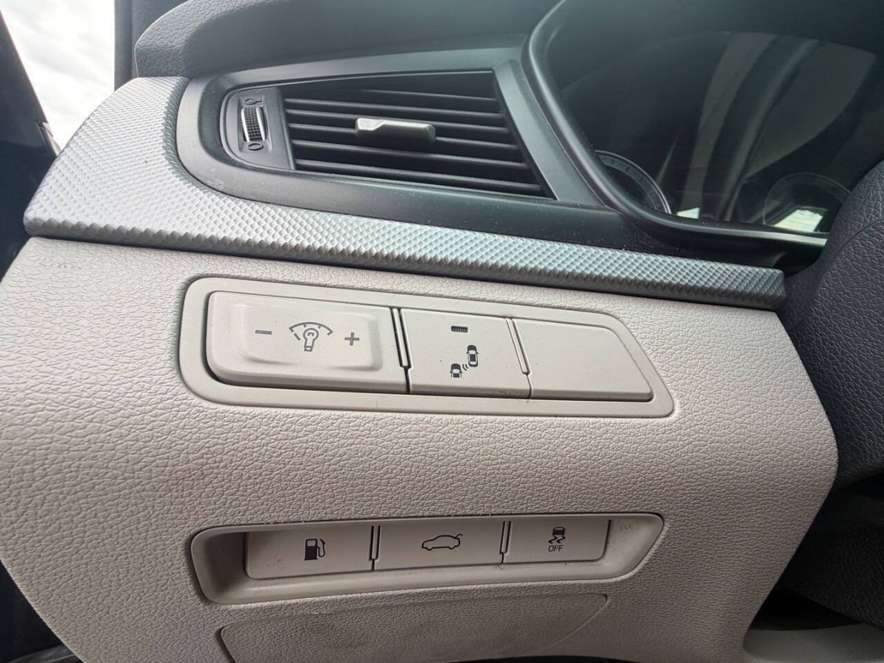 Used 2018 Hyundai Sonata SEL FWD image 19