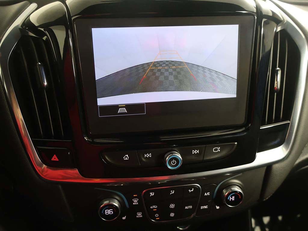 Used 2023 Chevrolet Traverse LT image 38