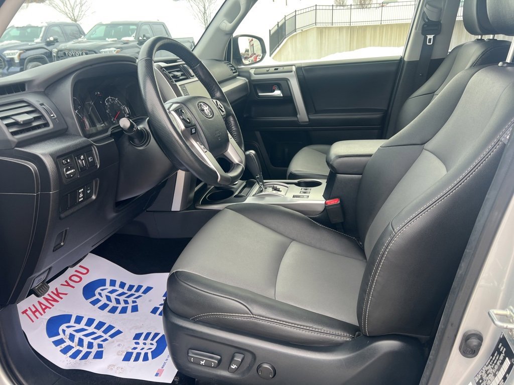 Used 2024 Toyota 4Runner SR5 Premium image 9