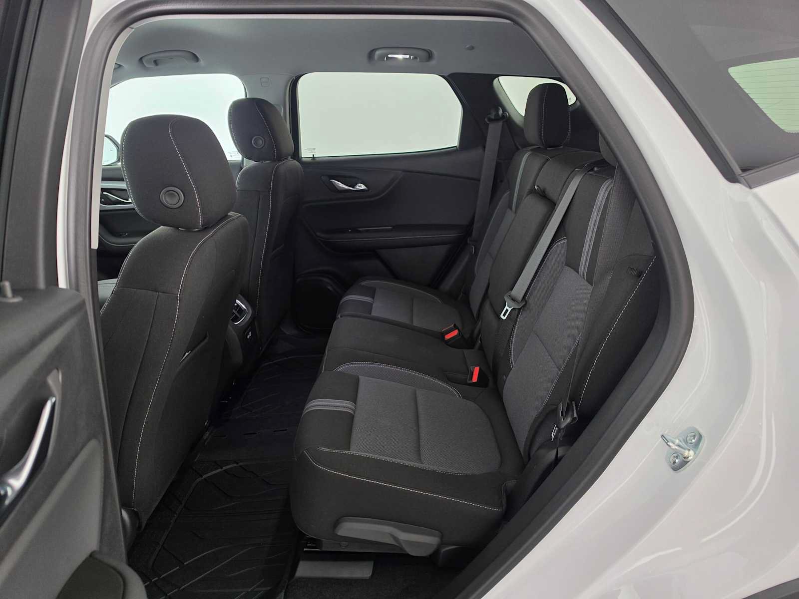 New 2026 Chevrolet Blazer LT w/ LPO, Floor Liner Package FWD image 16
