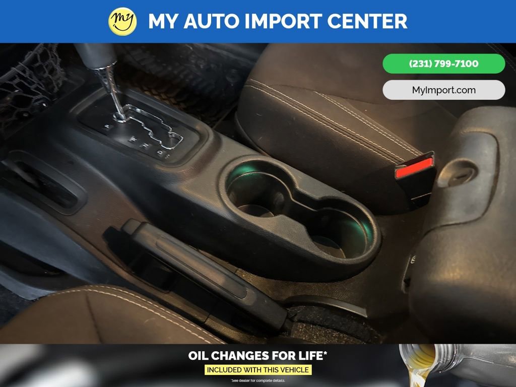 Used 2017 Jeep Wrangler Unlimited Sahara w/ Dual Top Group image 21