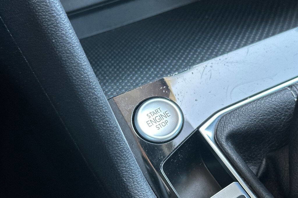 Used 2024 Volkswagen Taos S image 22