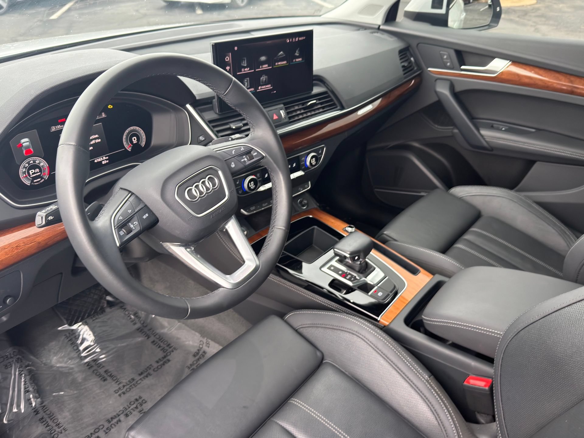 Used 2023 Audi Q5 2.0T Premium Plus w/ Premium Plus Package AWD/4WD image 8