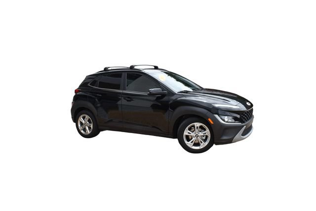 Used 2022 Hyundai Kona SEL FWD image 2