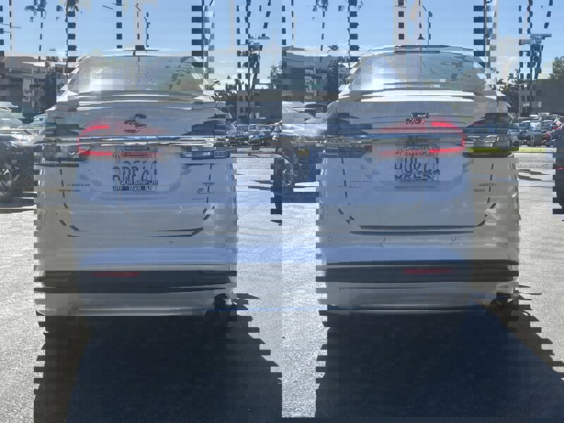 Used 2018 Ford Fusion SE w/ Equipment Group 201A image 7