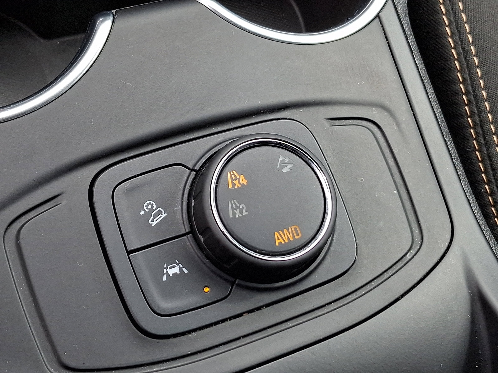 Used 2020 GMC Terrain SLE AWD/4WD image 24