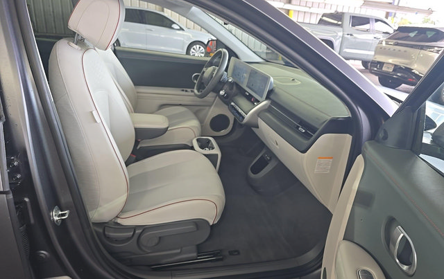 Used 2022 Hyundai Ioniq 5 SEL AWD/4WD image 6