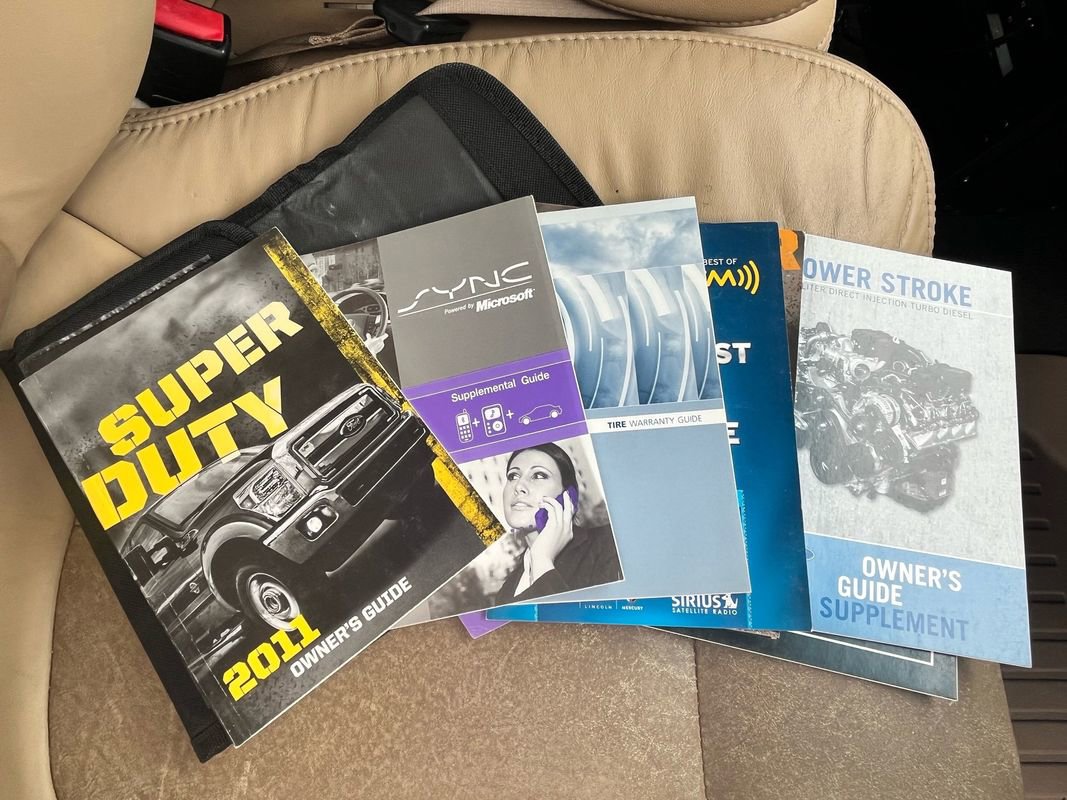 Used 2011 Ford F250 Lariat w/ FX4 Off Road Pkg image 23