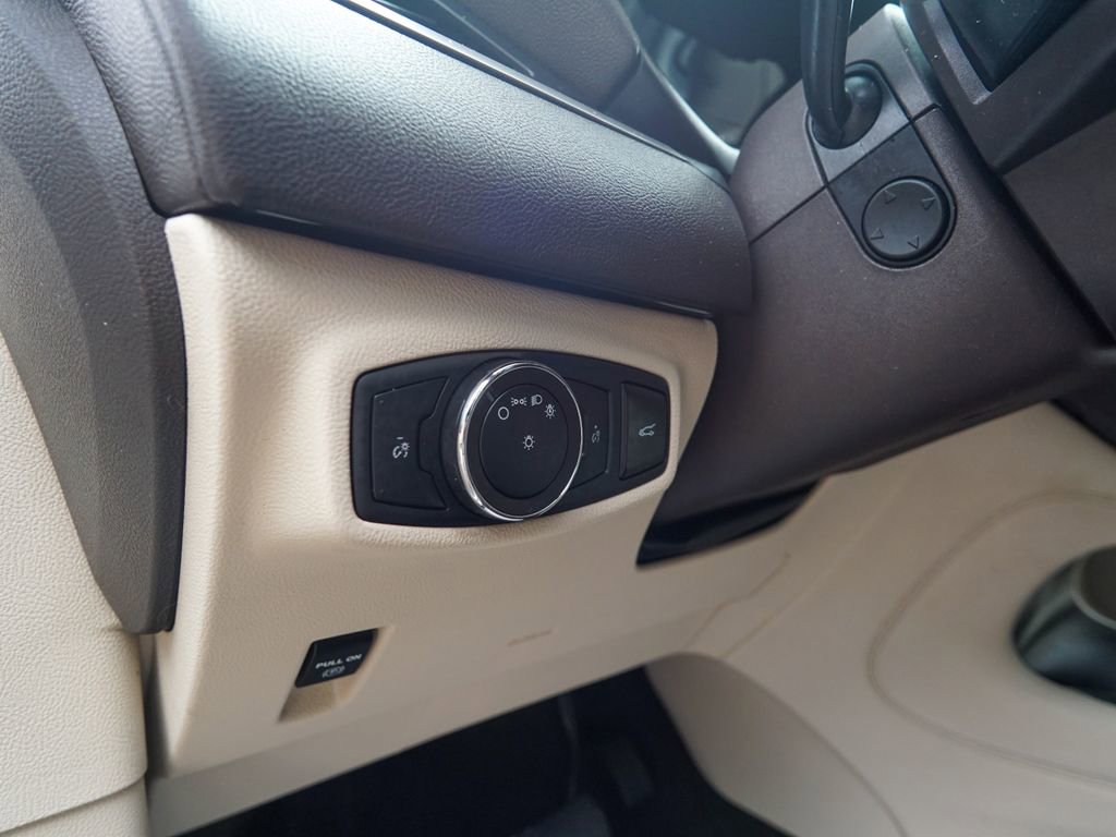 Used 2019 Lincoln MKC Reserve image 20