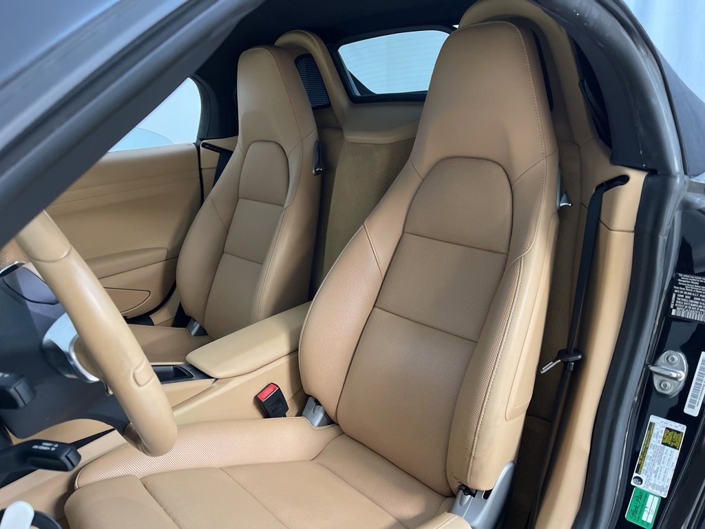 Used 2015 Porsche Boxster image 23