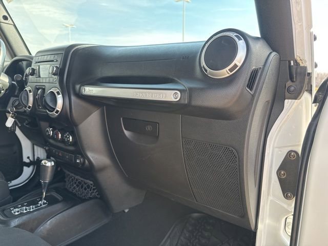 Used 2015 Jeep Wrangler Unlimited Sahara w/ Max Tow Package image 49