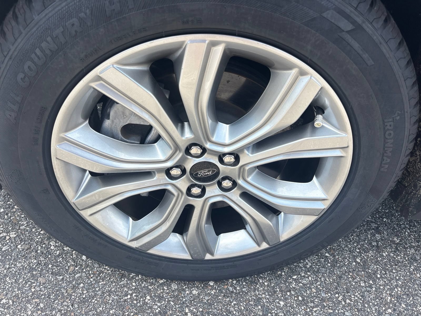 Used 2023 Ford Edge Titanium AWD/4WD image 11
