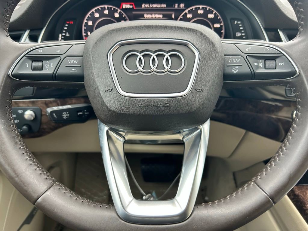 Used 2017 Audi Q7 3.0T Prestige AWD/4WD image 23