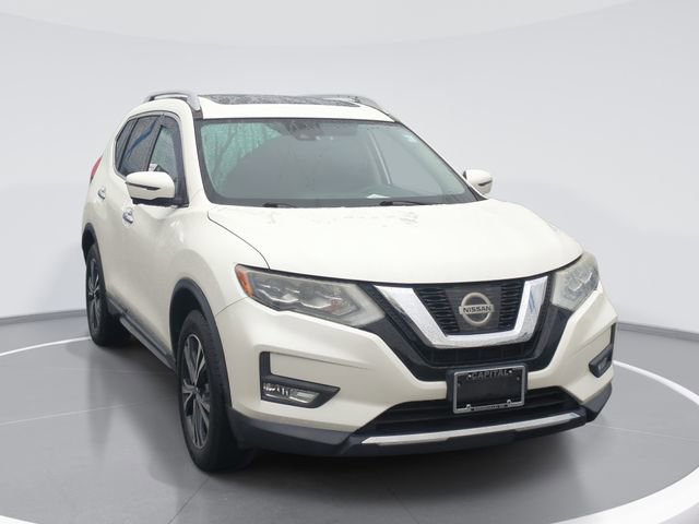 Used 2017 Nissan Rogue SL w/ SL Premium Package