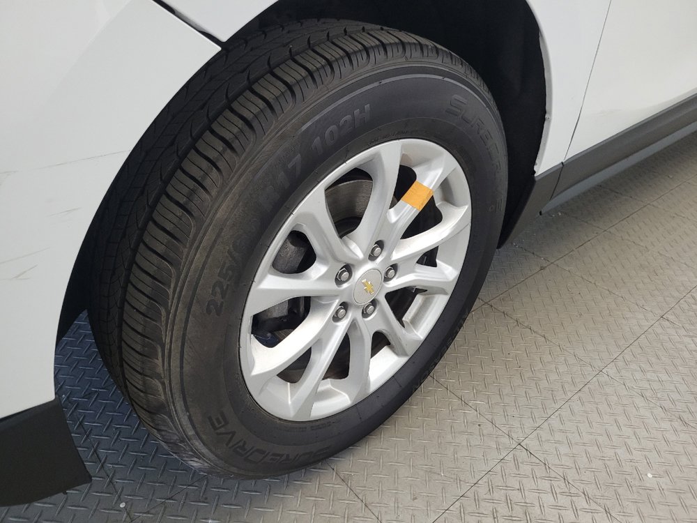 Used 2019 Chevrolet Equinox LS AWD/4WD image 31