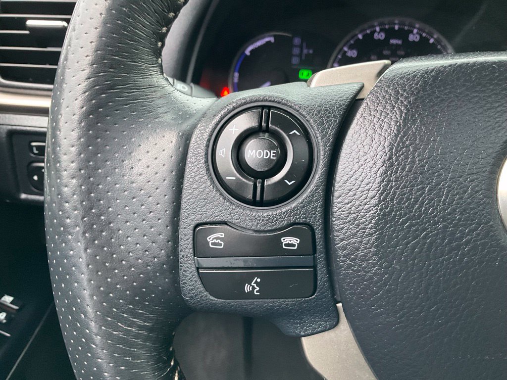 Used 2014 Lexus CT 200h w/ F Sport w/Nuluxe Interior FWD image 39