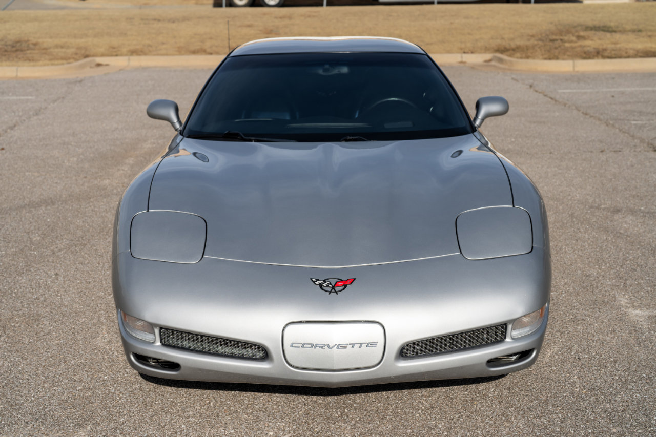 Used 2004 Chevrolet Corvette Z06 w/ Memory Package image 3