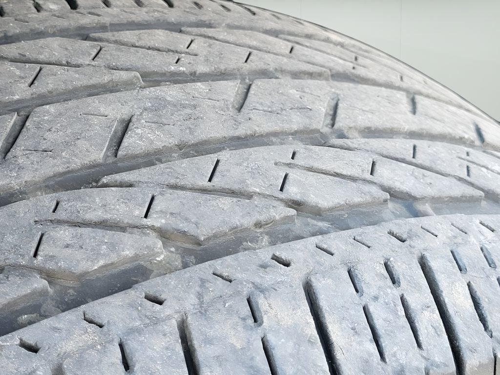 Used 2023 Nissan Rogue SV image 11