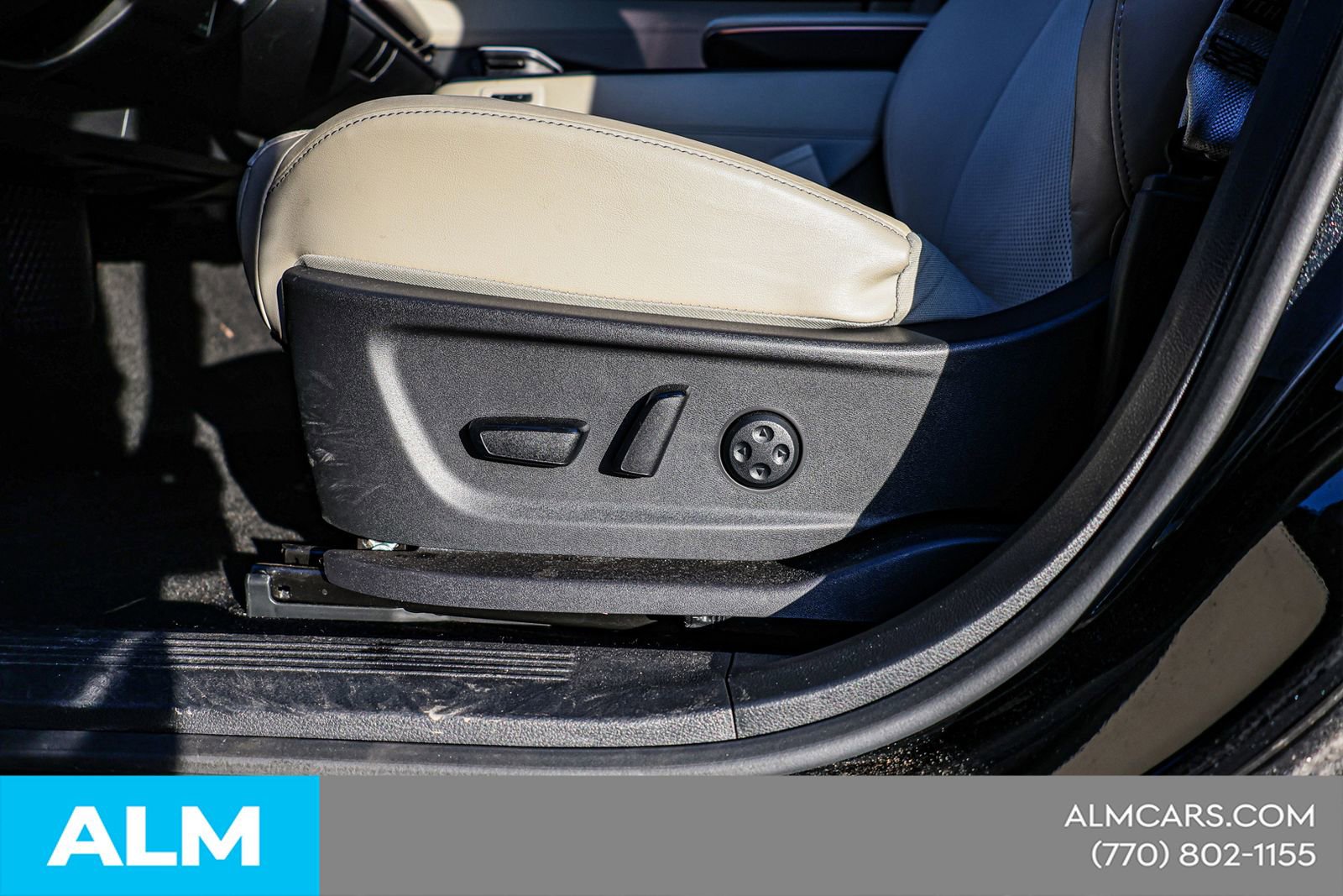 Used 2023 Nissan Ariya FWD image 20