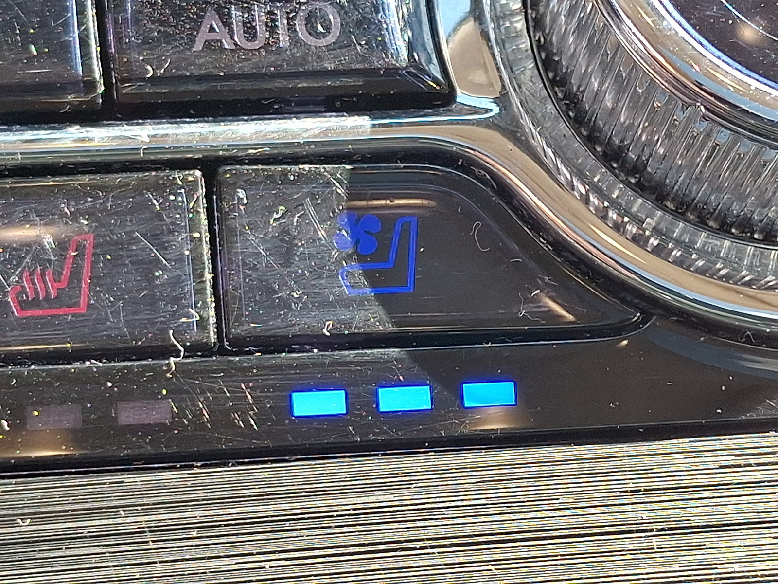 Certified 2021 Lincoln Nautilus Reserve AWD/4WD image 26