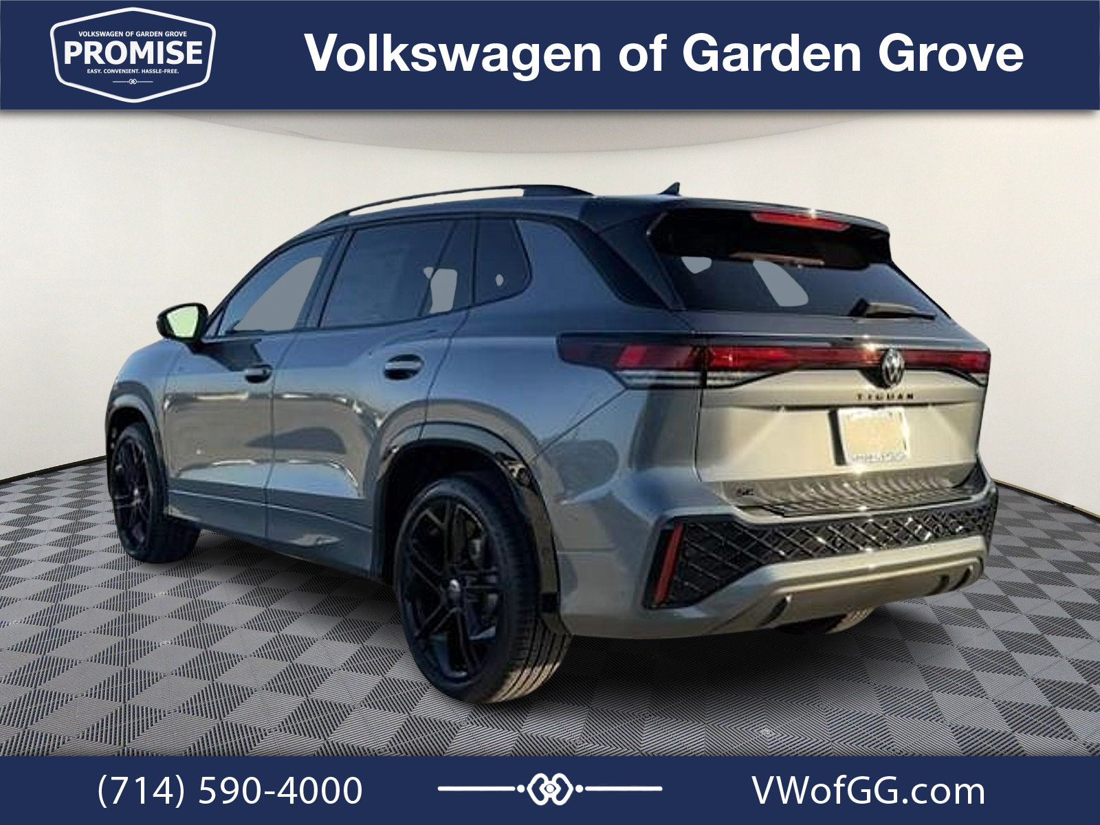 New 2026 Volkswagen Tiguan SE R-Line FWD image 5