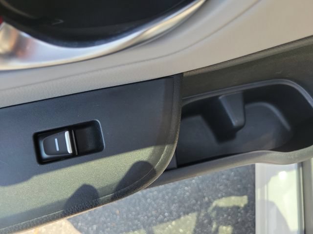 Certified 2025 Honda Pilot Touring image 17