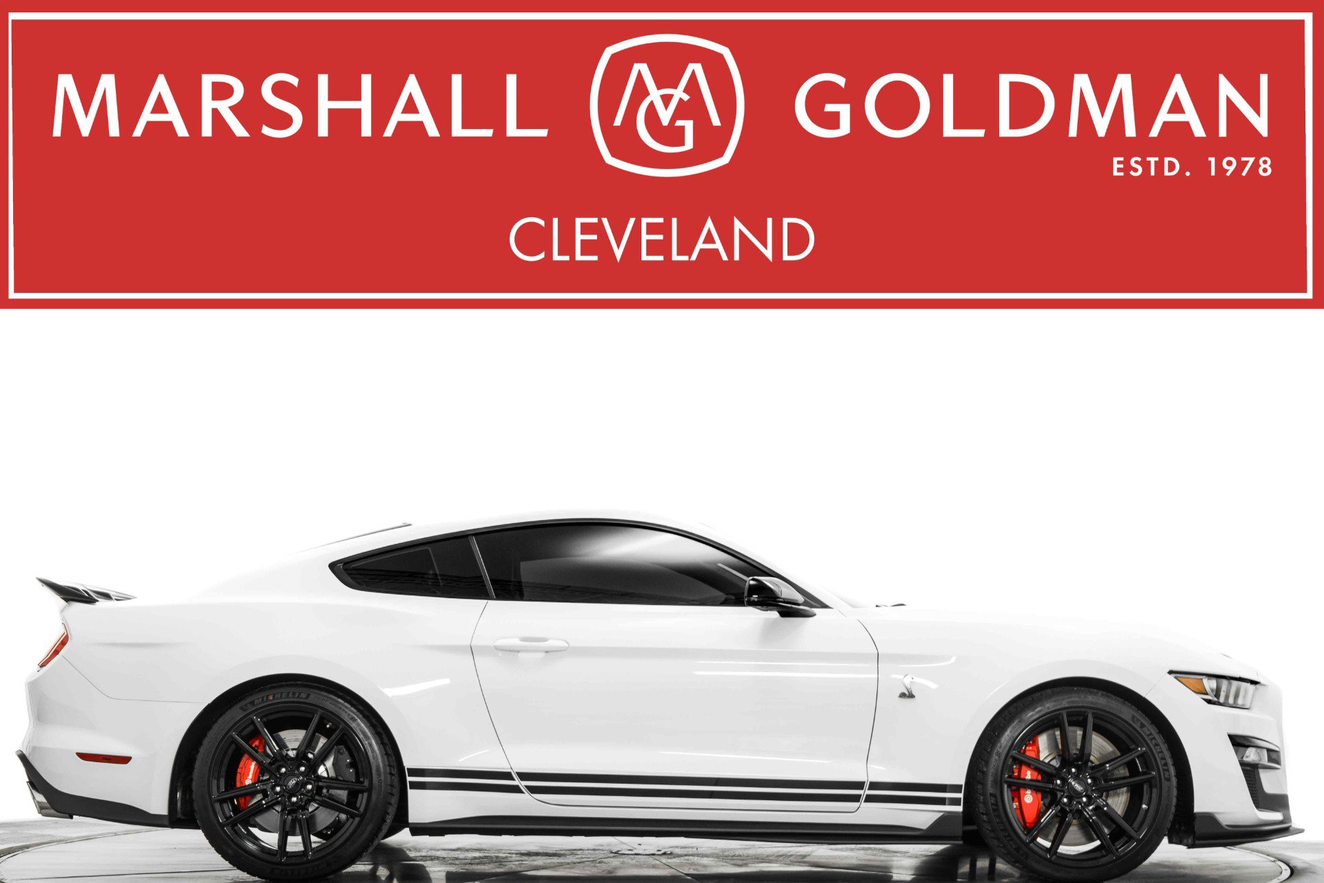 Used 2022 Ford Mustang Shelby GT500 w/ Technology Package RWD image 1