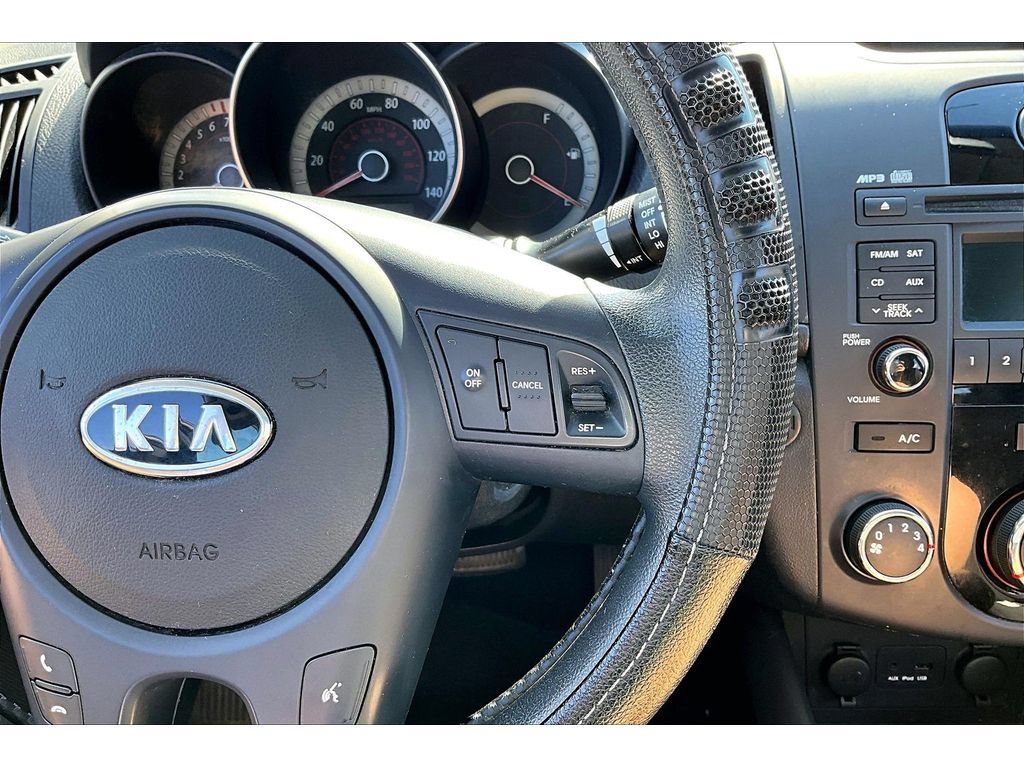 Used 2012 Kia Forte EX w/ Premium Pkg FWD image 12