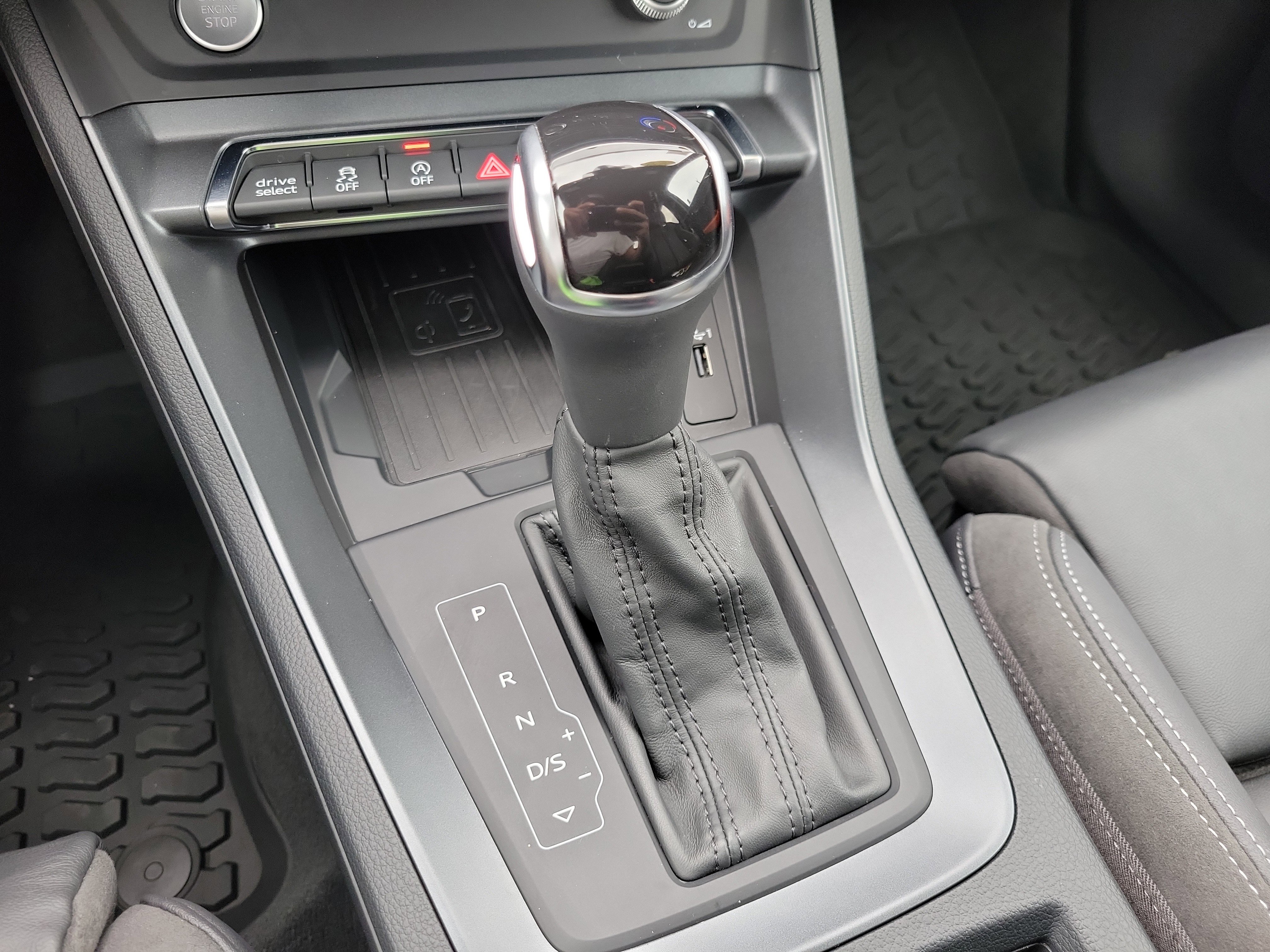 Used 2020 Audi Q3 2.0T Premium Plus AWD/4WD image 27