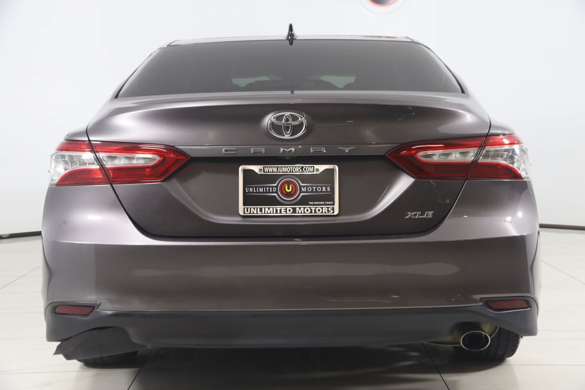 Used 2019 Toyota Camry XLE FWD image 44