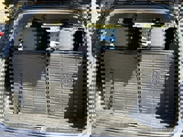 Used 2025 Kia Sorento EX image 35