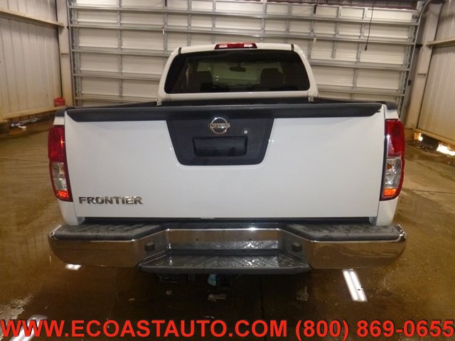 Used 2015 Nissan Frontier S RWD image 7