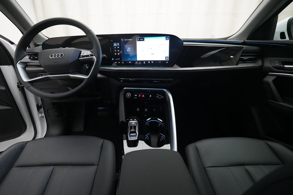 Used 2025 Audi Q5 Premium w/ Convenience Package image 20