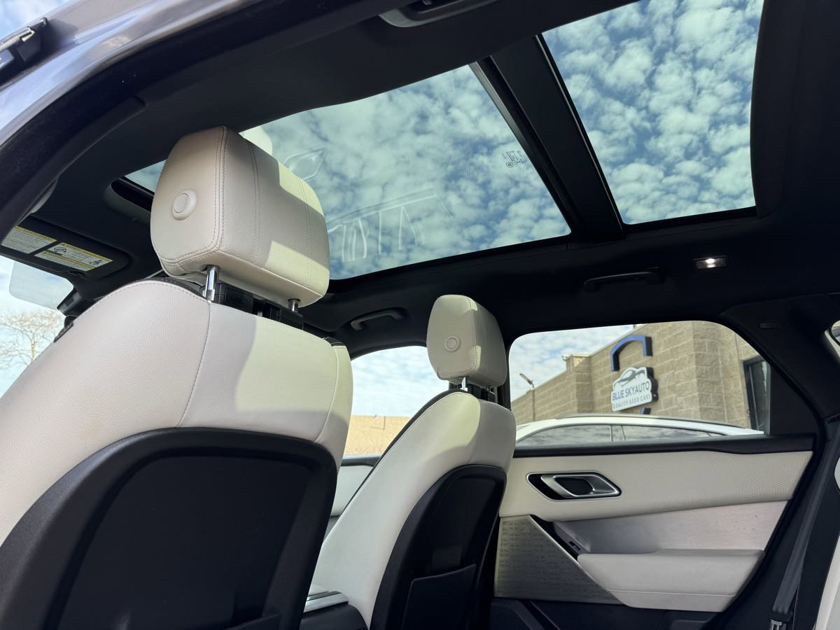 Used 2020 Land Rover Range Rover Velar R-Dynamic S image 41