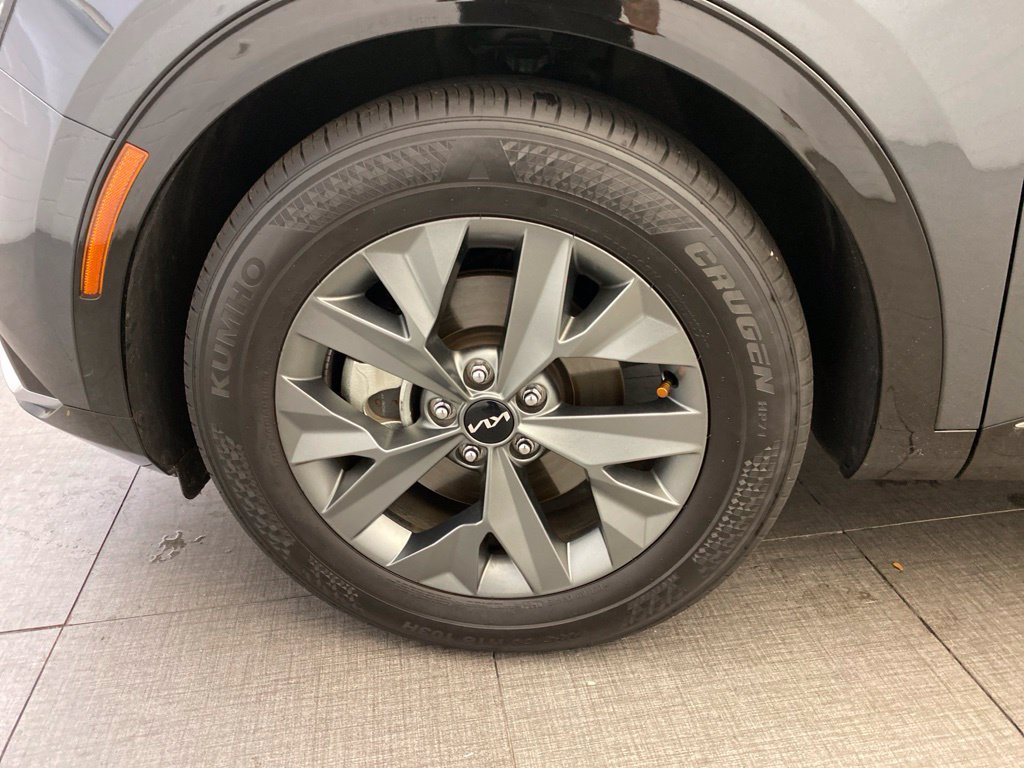 Used 2024 Kia Sportage SX FWD image 11